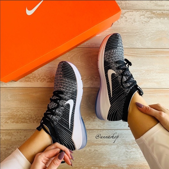 Nike Shoes - NWT Nike Air Zoom Fearless Oreo Flyknit